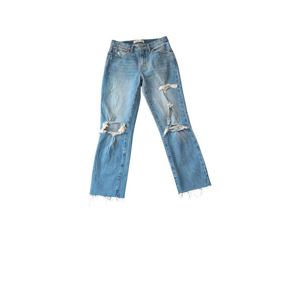 Abercrombie & Fitch Denim - Abercrombie & Fitch The Boyfriend Ripped Jeans Size 0